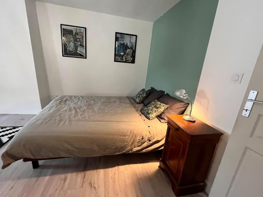 Grande Chambre Chez L'Artiste-Peintre Ла-Реоль Екстер'єр фото